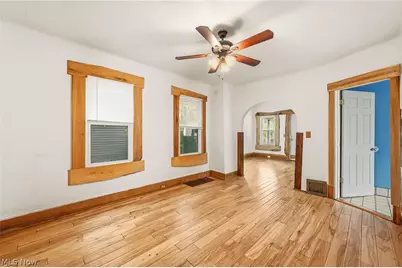 6914 Wakefield Avenue, Loveland, OH 44102 - Photo 10