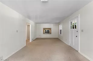 353 Southeast Ave, Tallmadge, OH 44278 - Photo 4