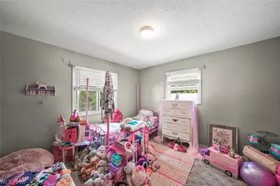 1583 Hilda Street, Lakemore, OH 44250 - Photo 14