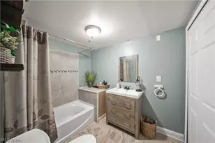 1583 Hilda St, Lakemore, OH 44250 - Photo 8