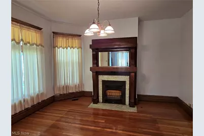 407 Williams Avenue, Williamstown, WV 26187 - Photo 4