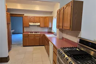 407 Williams Ave, Williamstown, WV 26187 - Photo 12