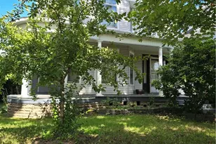 407 Williams Ave, Williamstown, WV 26187 - Photo 32