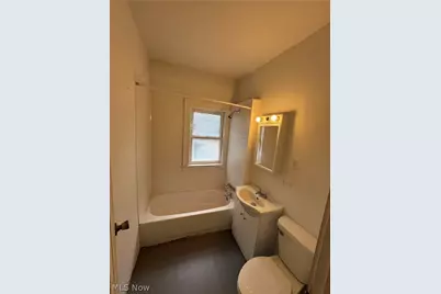 915 Eddy Road, Loveland, OH 44108 - Photo 14