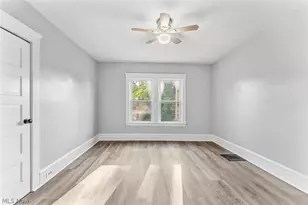 1349 E 115th St, Loveland, OH 44106 - Photo 14