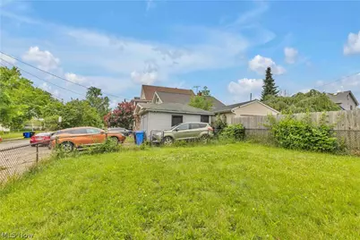 4701 Memphis Avenue, Loveland, OH 44135 - Photo 16