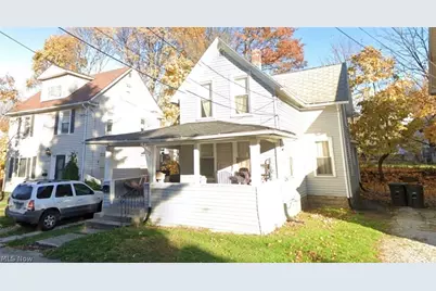 927 Bloomfield Avenue, Akron, OH 44302 - Photo 1