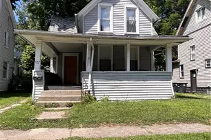 927 Bloomfield Ave, Akron, OH 44302 - Photo 1