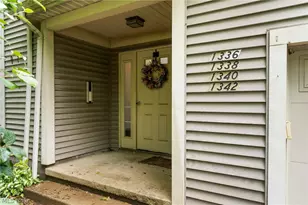 1338 Fox Run Dr, Youngstown, OH 44512 - Photo 2