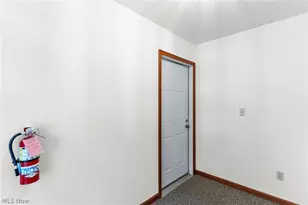 1338 Fox Run Dr, Youngstown, OH 44512 - Photo 22