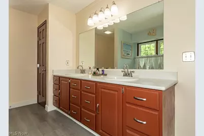 8054 N Chariot, Concord Twp, OH 44060 - Photo 30