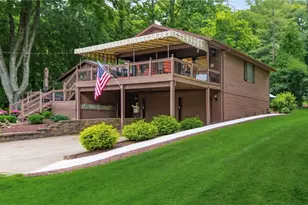 9186 Cherry Ln NW, Mineral City, OH 44656 - Photo 2