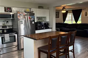 3801 Beck Ave, Louisville, OH 44641 - Photo 2