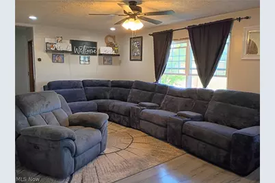 3801 Beck Avenue, Louisville, OH 44641 - Photo 8