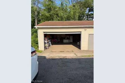 3801 Beck Avenue, Louisville, OH 44641 - Photo 18
