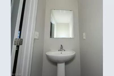 3220 Sunny Brook Drive, Akron, OH 44312 - Photo 16