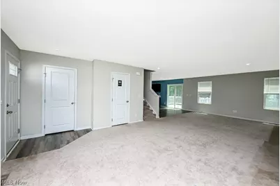 3220 Sunny Brook Drive, Akron, OH 44312 - Photo 8