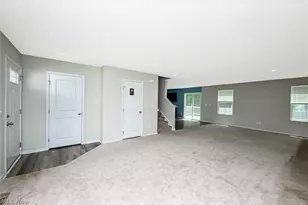 3220 Sunny Brk Dr, Akron, OH 44312 - Photo 8