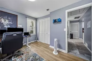 8225 Dartmoor Rd, Mentor, OH 44060 - Photo 22