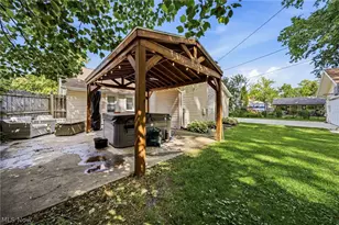 8225 Dartmoor Rd, Mentor, OH 44060 - Photo 8
