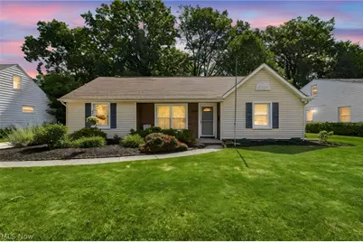 8225 Dartmoor Road, Mentor, OH 44060 - Photo 2