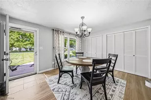 8225 Dartmoor Rd, Mentor, OH 44060 - Photo 14