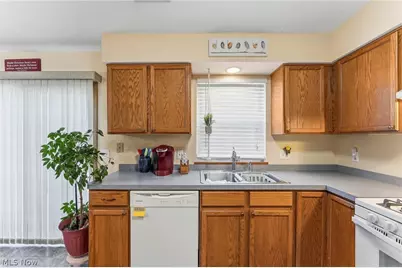 5401 Pebble Creek Lane, Perry, OH 44077 - Photo 8