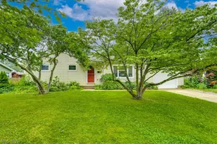 1568 Hagey Dr, Barberton, OH 44203 - Photo 2