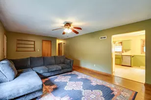 1568 Hagey Dr, Barberton, OH 44203 - Photo 6