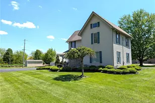17991 Mahoning Ave, Lake Milton, OH 44429 - Photo 2