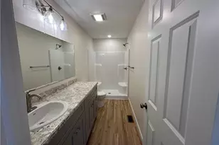90 Center St, Struthers, OH 44471 - Photo 10