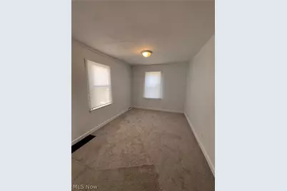 1093 Joy Avenue, Akron, OH 44306 - Photo 8