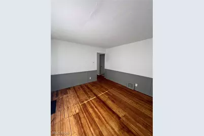 1093 Joy Avenue, Akron, OH 44306 - Photo 6