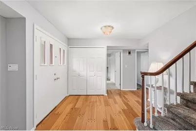 7676 Fairview Avenue, Mentor, OH 44060 - Photo 2