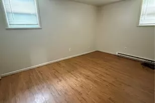 640 Lakeside Dr, Cambridge, OH 43725 - Photo 8
