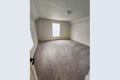 322 E 4th Street, Dover, OH 44622 - Photo 6