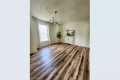 322 E 4th Street, Dover, OH 44622 - Photo 4