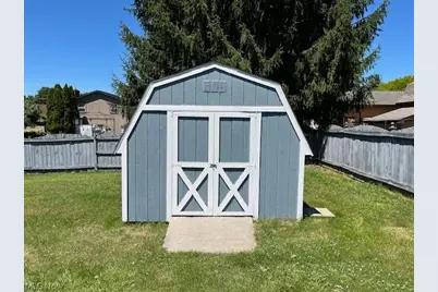 5523 Brewton Avenue NW, Canal Fulton, OH 44614 - Photo 36