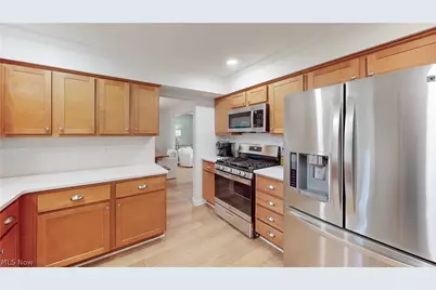110 Atterbury Boulevard, Hudson, OH 44236 - Photo 16
