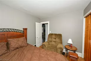 274 E Park Blvd, Akron, OH 44305 - Photo 28