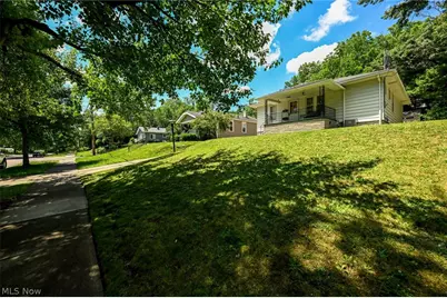 274 E Park Boulevard, Akron, OH 44305 - Photo 40
