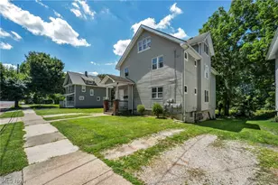 1288 Pondview Ave, Akron, OH 44305 - Photo 2