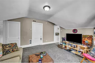 1288 Pondview Avenue, Akron, OH 44305 - Photo 22
