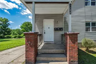 1288 Pondview Ave, Akron, OH 44305 - Photo 4