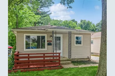 1181 Easton Drive, Akron, OH 44310 - Photo 2