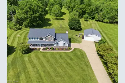 813 Walnut Ridge Street NW, Bolivar, OH 44612 - Photo 2