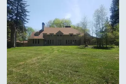 739 Cohasset Drive, Youngstown, OH 44511 - Photo 2