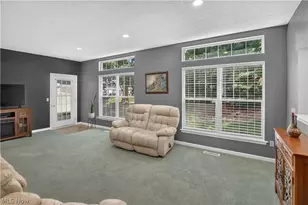1139 Lake Meadow Ln, Brunswick, OH 44212 - Photo 14