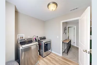 1223 Selena Grove, Green, OH 44685 - Photo 16