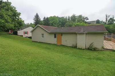 548 W 39th Street, Shadyside, OH 43947 - Photo 26